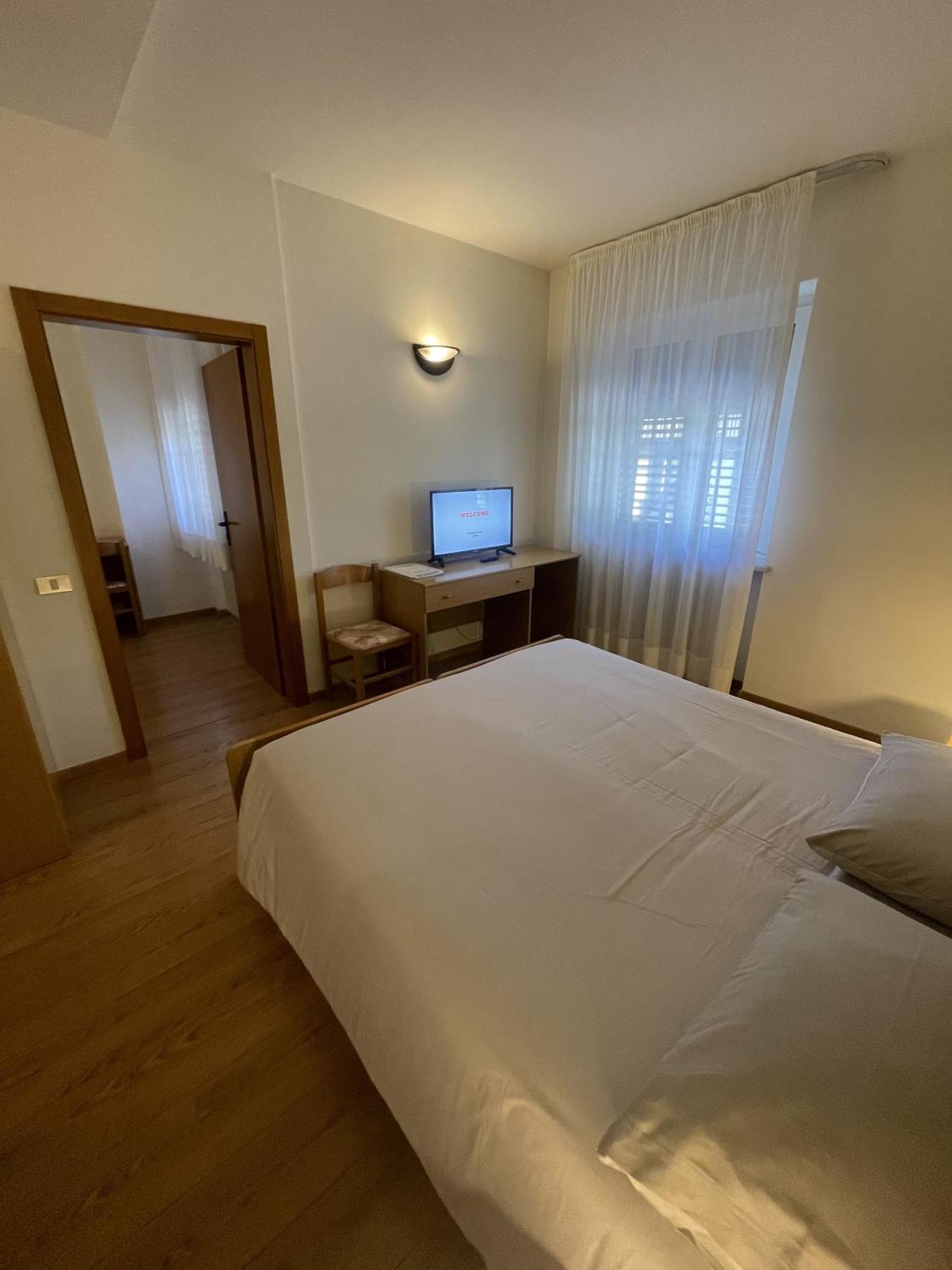Hotel Bel Sit Comano Terme Exterior photo