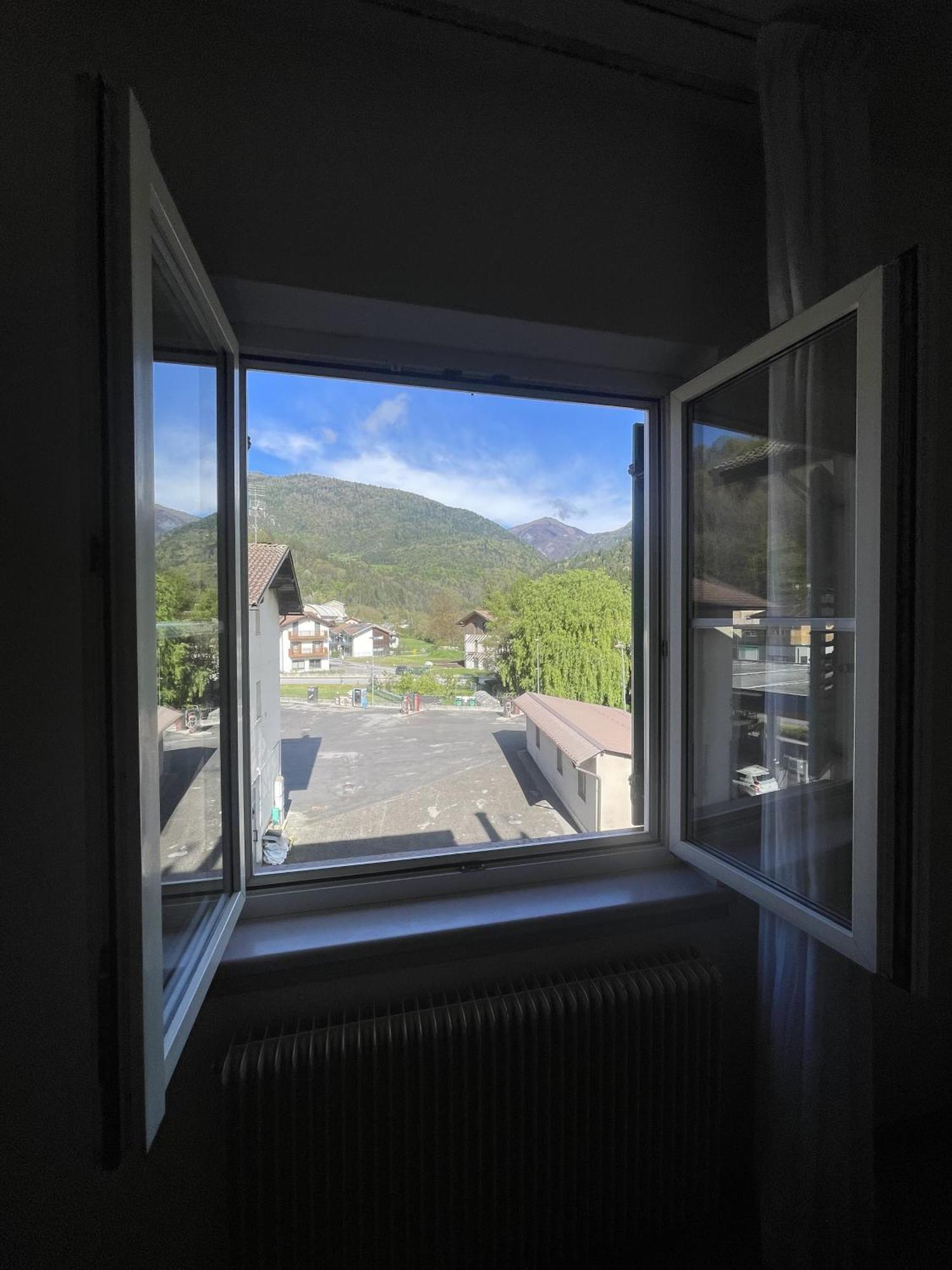Hotel Bel Sit Comano Terme Exterior photo