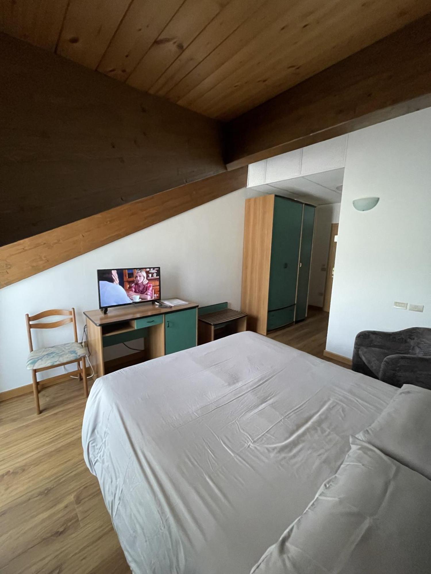 Hotel Bel Sit Comano Terme Exterior photo