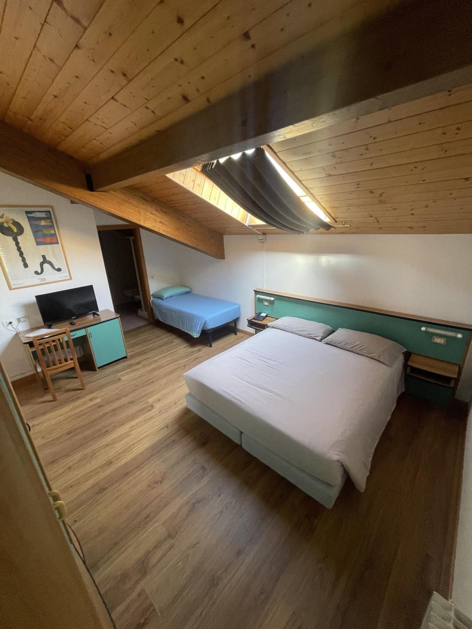Hotel Bel Sit Comano Terme Exterior photo